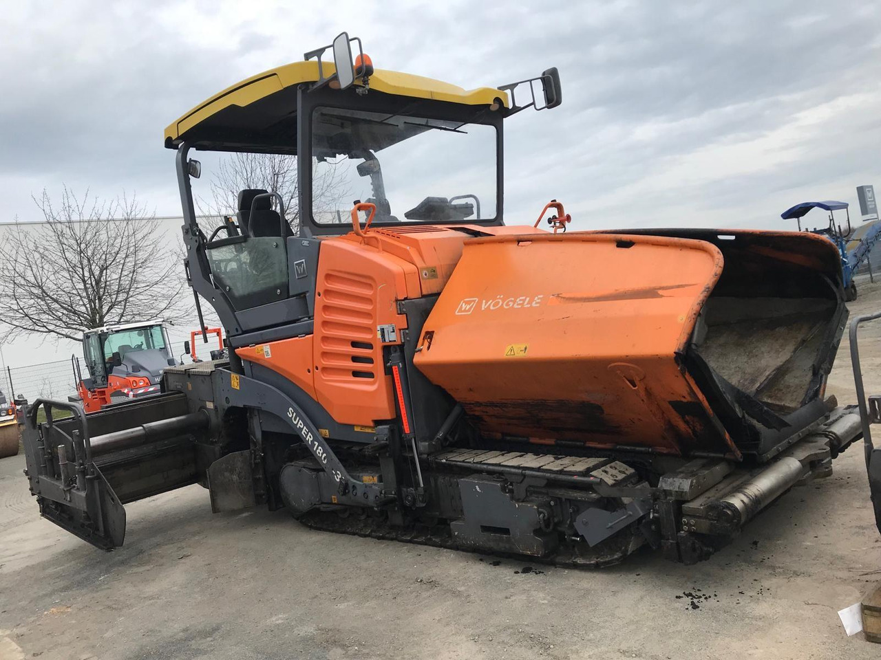 Vögele SUPER 1800-3i - מרצף אספלט: תמונה 2 Vögele SUPER 1800-3i - מרצף אספלט: תמונה 2