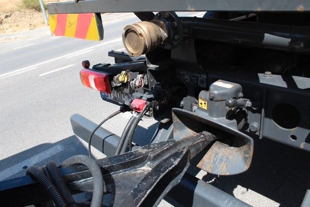 משאית מכל Mercedes-Benz Actros 2548 6x2/4: תמונה 9