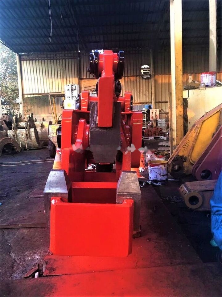 AME 360' Rotating Concrete Demolition Shear Jaw Suitable for 30-50 T - מזמרת הריסה עבור מחפר: תמונה 4 AME 360' Rotating Concrete Demolition Shear Jaw Suitable for 30-50 T - מזמרת הריסה עבור מחפר: תמונה 4