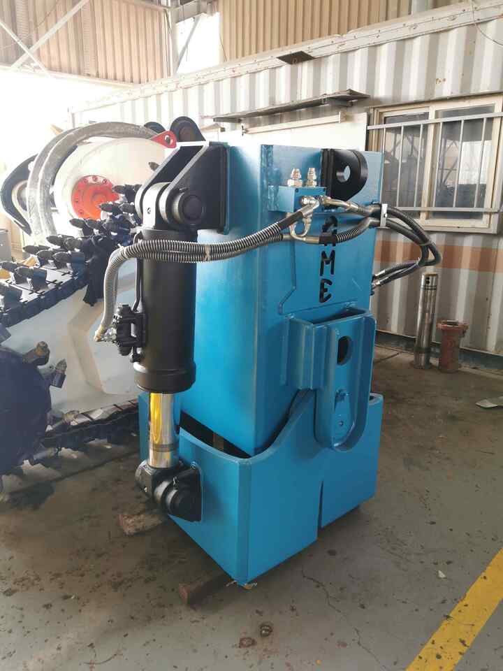 AME Hydraulic Pile Cutter - מזמרת הריסה עבור מחפר: תמונה 5 AME Hydraulic Pile Cutter - מזמרת הריסה עבור מחפר: תמונה 5