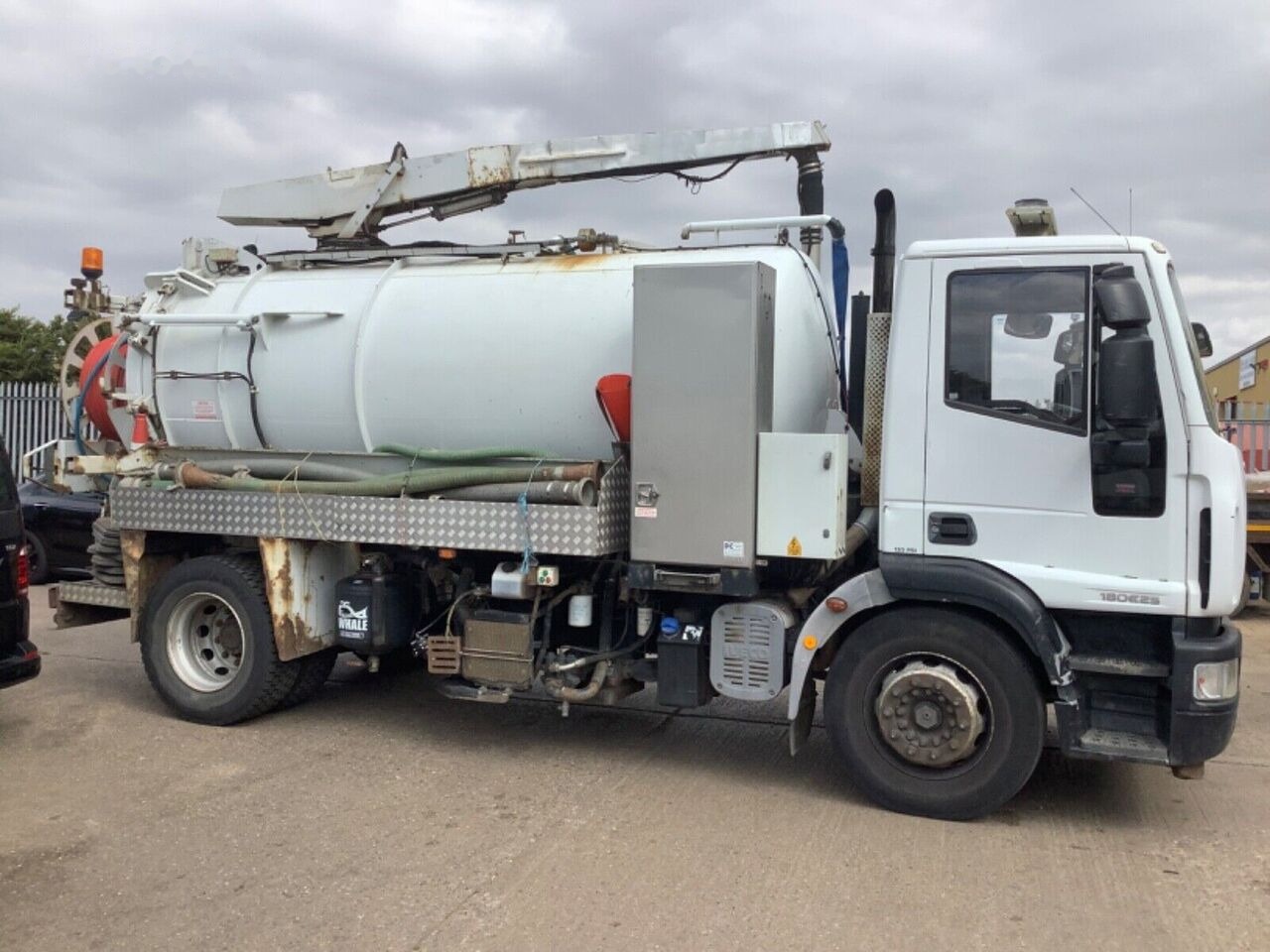 IVECO 180e25 euro5 - משאית ואקום: תמונה 2 IVECO 180e25 euro5 - משאית ואקום: תמונה 2