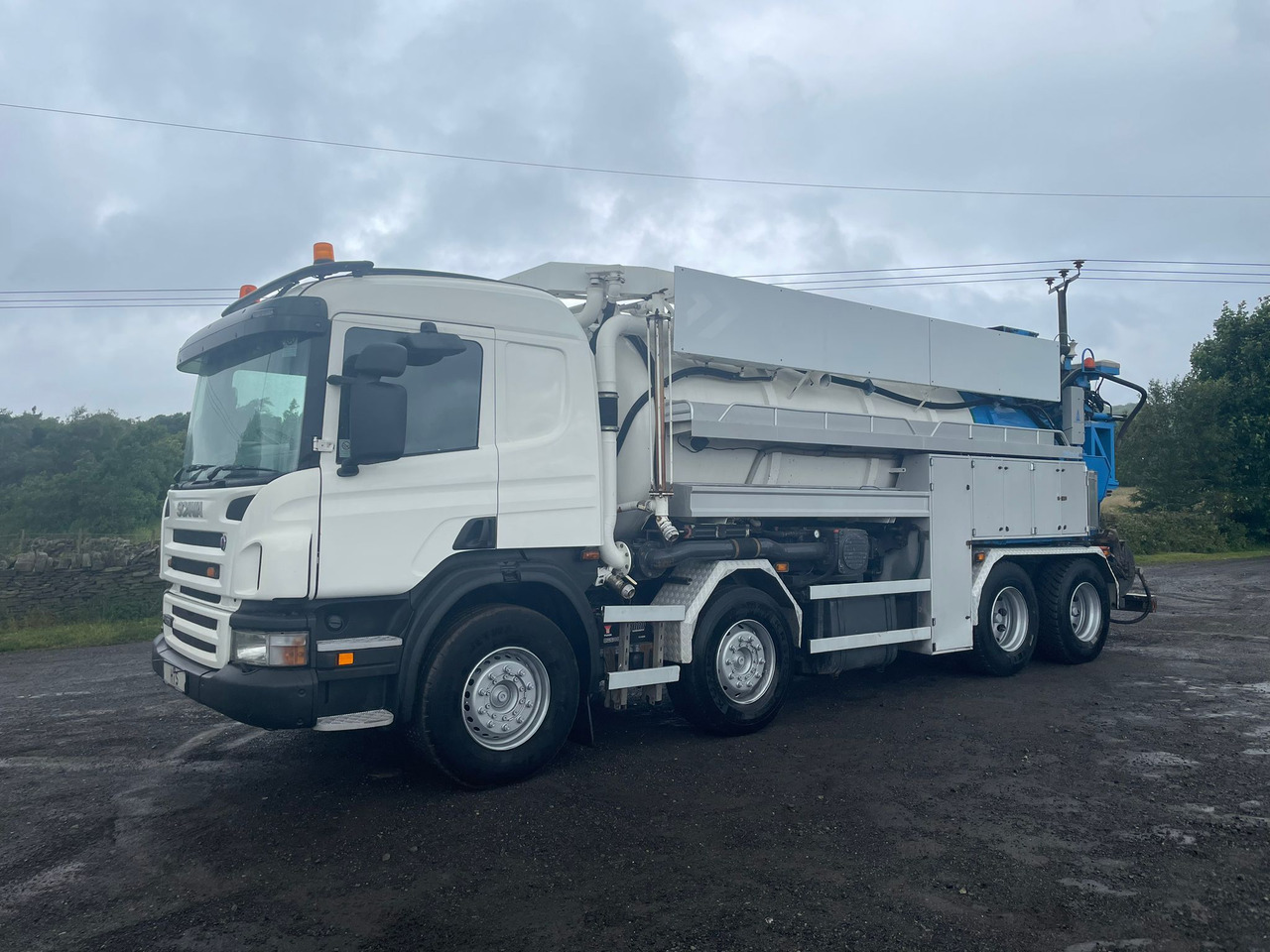 Scania P420 JHL combi tanker recykler - משאית ואקום: תמונה 2 Scania P420 JHL combi tanker recykler - משאית ואקום: תמונה 2