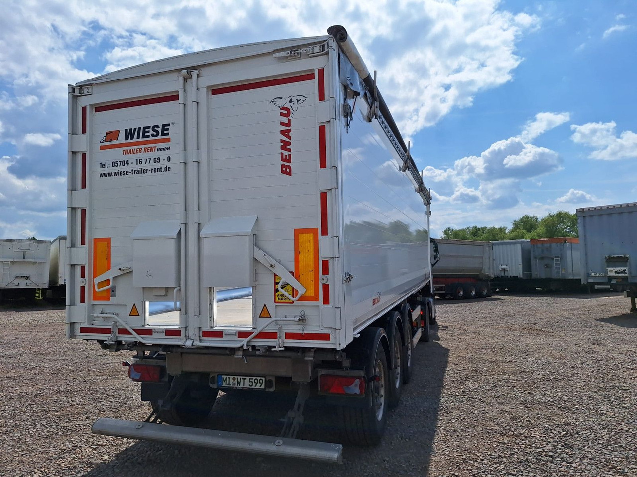 Benalu Bulkliner S 95 50m³ Kombiklappe - סמיטריילר עם מזהיר: תמונה 2 Benalu Bulkliner S 95 50m³ Kombiklappe - סמיטריילר עם מזהיר: תמונה 2