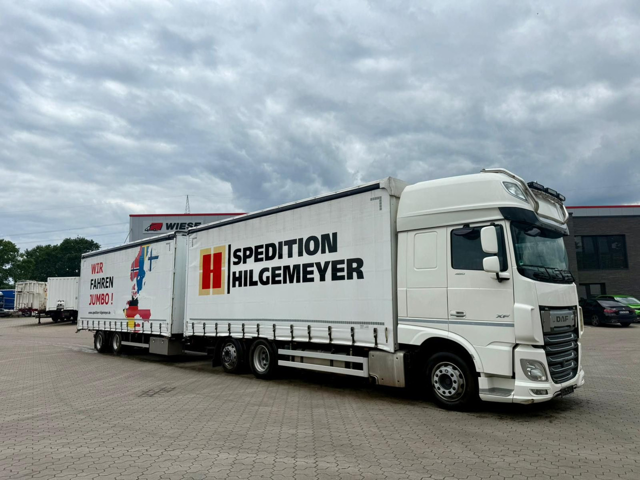 DAF XF 480 FAN LowDeck 6x2 Jumbo Inklusive Anhänger - משאית וילונות צד, קרון נגרר עם וילונות צד: תמונה 1 DAF XF 480 FAN LowDeck 6x2 Jumbo Inklusive Anhänger - משאית וילונות צד, קרון נגרר עם וילונות צד: תמונה 1