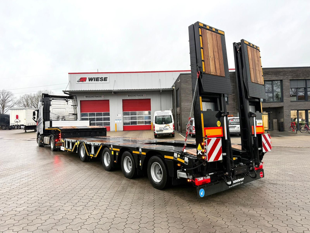 Kässbohrer K.SLA R 4 / 2N 18/40 Tieflader Radmulden tele - סמיטריילר עם מטען נמוך: תמונה 1 Kässbohrer K.SLA R 4 / 2N 18/40 Tieflader Radmulden tele - סמיטריילר עם מטען נמוך: תמונה 1