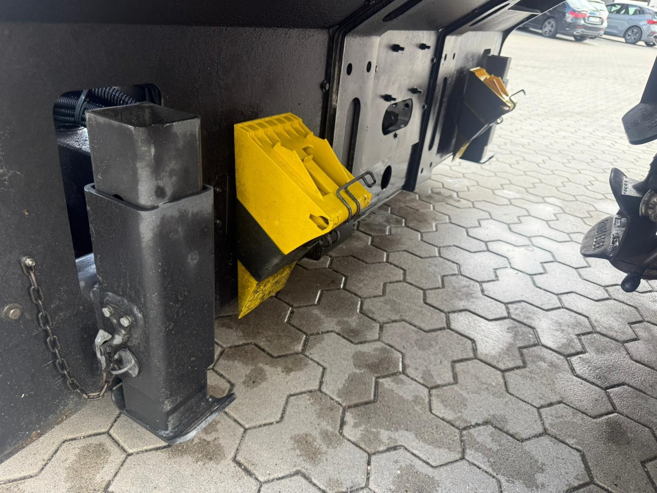 הַחכָּרָה  Kässbohrer K.SOK Truck/Car Transporter, Novagrau Kässbohrer K.SOK Truck/Car Transporter, Novagrau: תמונה 14