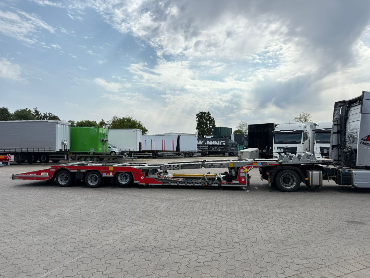 Kässbohrer K.SOK Truck/Car Transporter - סמיטריילר בהובלה אוטומטית: תמונה 2 Kässbohrer K.SOK Truck/Car Transporter - סמיטריילר בהובלה אוטומטית: תמונה 2