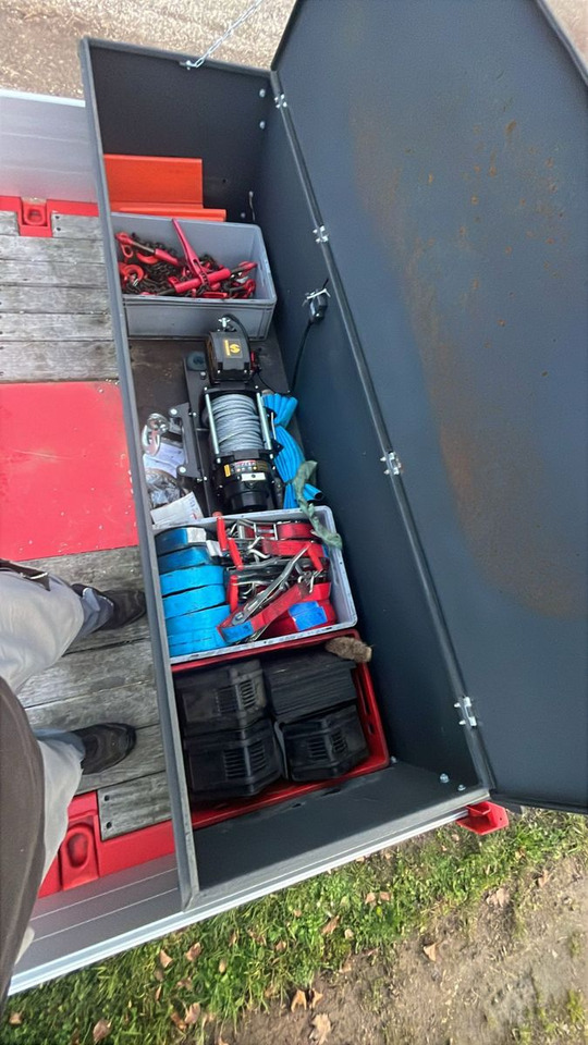 Kässbohrer KSLA RJ Mega Jumbo Tieflader tele Wie Neu - סמיטריילר עם מטען נמוך: תמונה 2 Kässbohrer KSLA RJ Mega Jumbo Tieflader tele Wie Neu - סמיטריילר עם מטען נמוך: תמונה 2