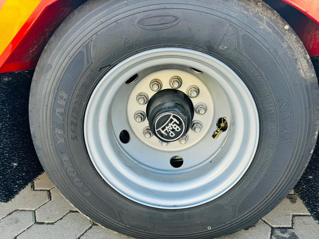 חָדָשׁ סמיטריילר עם מטען נמוך Kässbohrer SLAR3 Ausziehbares Tiefbett mit Radmulden: תמונה 15 חָדָשׁ סמיטריילר עם מטען נמוך Kässbohrer SLAR3 Ausziehbares Tiefbett mit Radmulden: תמונה 15