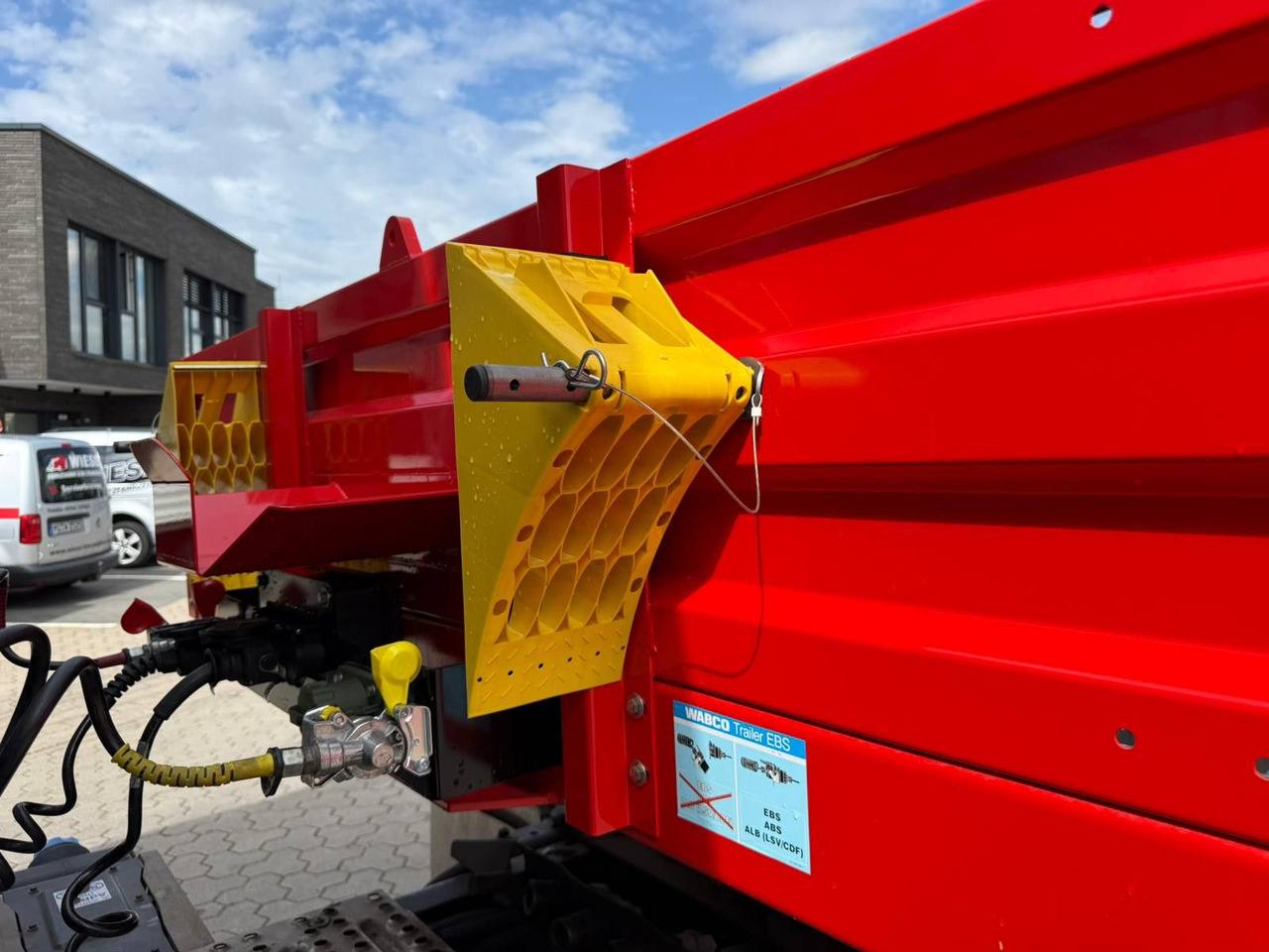 סמיטריילר עם מטען נמוך Kässbohrer SLS.HS Tieflader mit hydr. Schwanenhals: תמונה 9