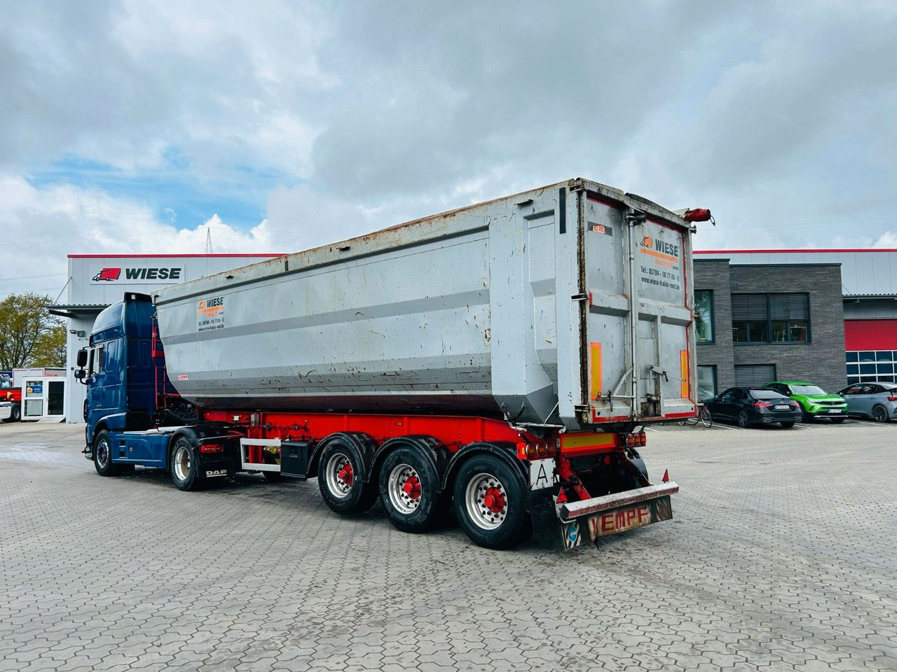 Kempf SKM 35/3 Hardox Stahlmulde 50m³ Schrott - סמיטריילר עם מזהיר: תמונה 1 Kempf SKM 35/3 Hardox Stahlmulde 50m³ Schrott - סמיטריילר עם מזהיר: תמונה 1