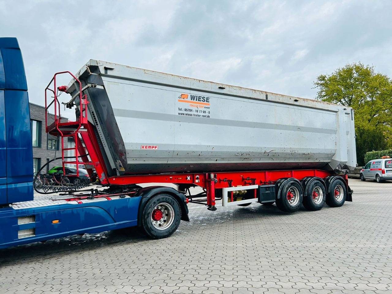 Kempf SKM 35/3 Hardox Stahlmulde 50m³ Schrott - סמיטריילר עם מזהיר: תמונה 4 Kempf SKM 35/3 Hardox Stahlmulde 50m³ Schrott - סמיטריילר עם מזהיר: תמונה 4