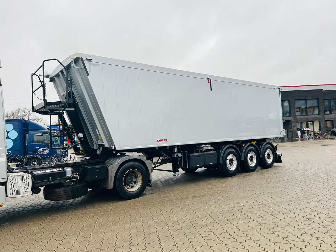 Kempf SKM 36/3 AK Alu Kipper 55 m³ Waschgerät - סמיטריילר עם מזהיר: תמונה 4 Kempf SKM 36/3 AK Alu Kipper 55 m³ Waschgerät - סמיטריילר עם מזהיר: תמונה 4