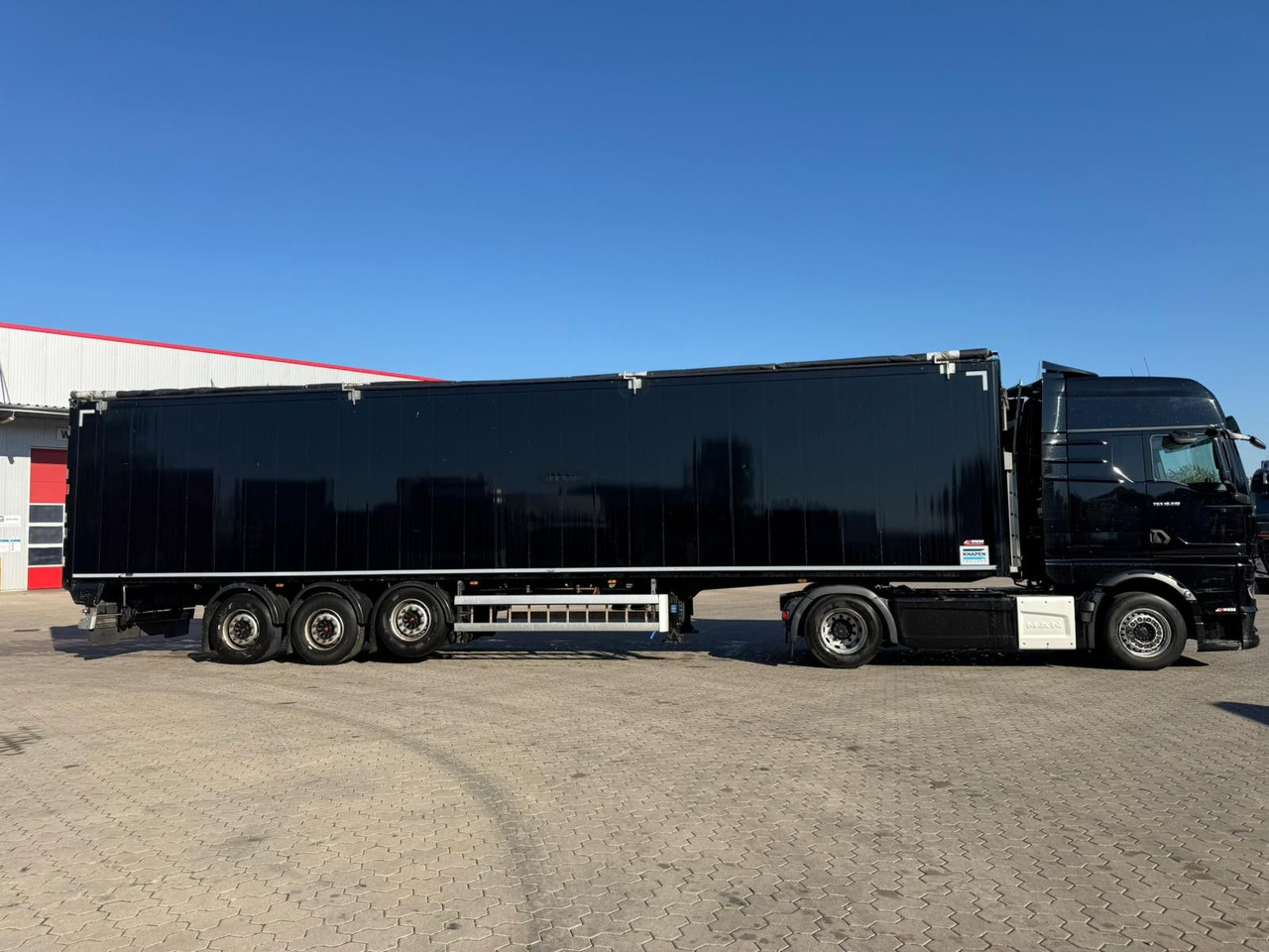 Knapen K502 Seitentüren Schubboden - סמיטריילר עם רצפת הליכה: תמונה 2 Knapen K502 Seitentüren Schubboden - סמיטריילר עם רצפת הליכה: תמונה 2