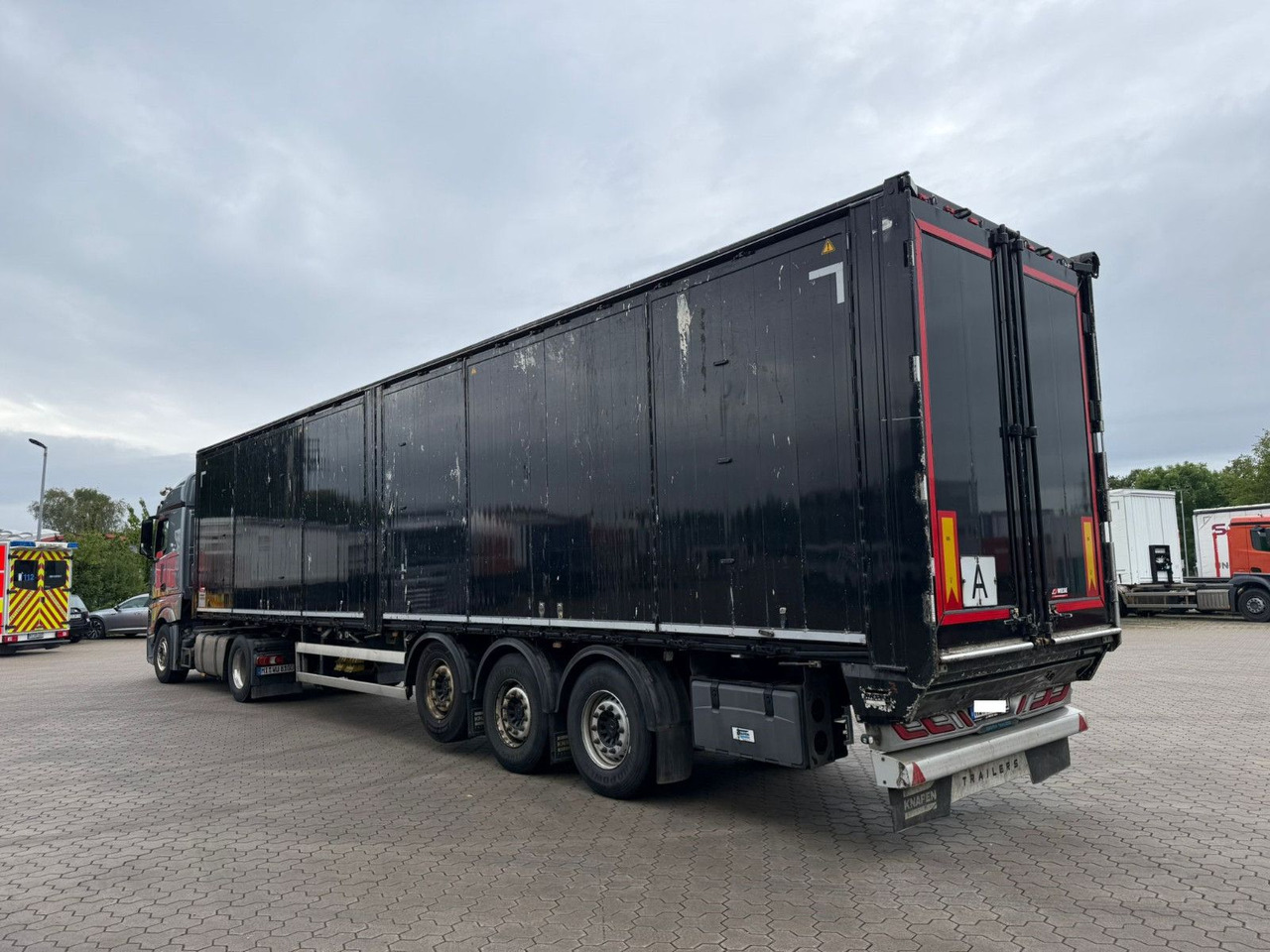 Knapen K502 Seitentüren Schubboden - סמיטריילר עם רצפת הליכה: תמונה 4 Knapen K502 Seitentüren Schubboden - סמיטריילר עם רצפת הליכה: תמונה 4