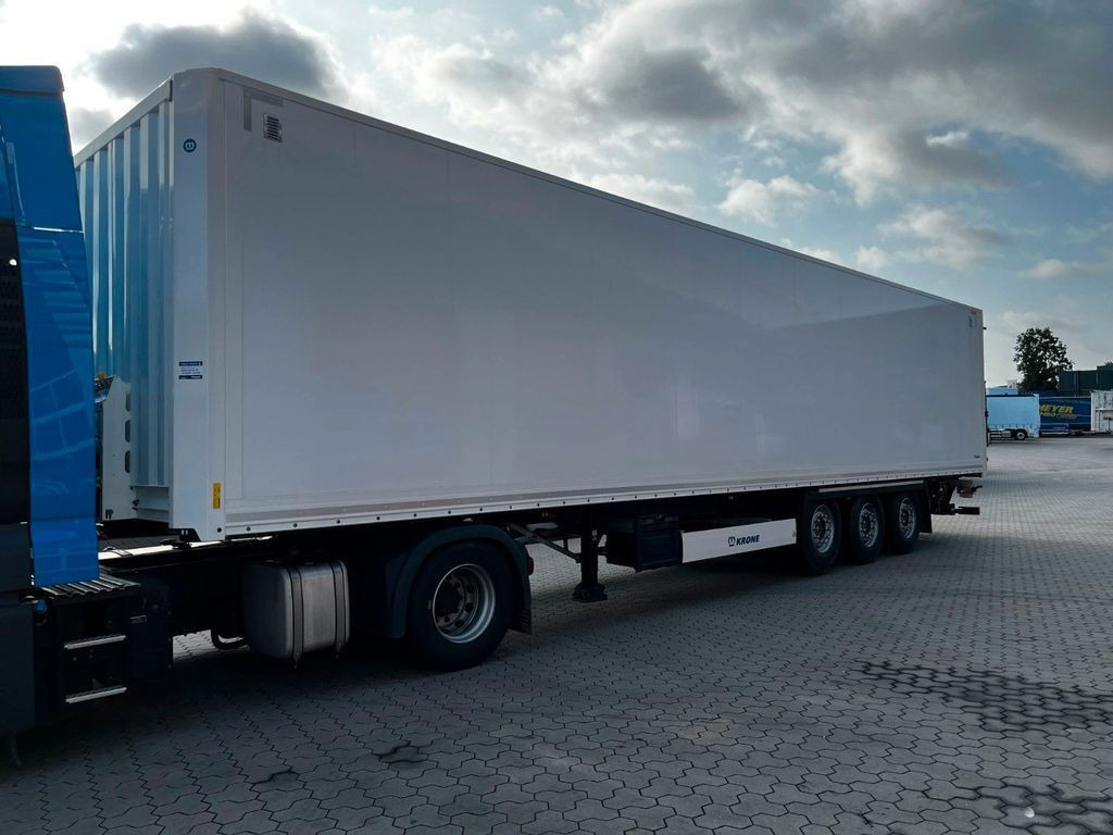 Krone Koffer mit Ladebordwand 2.000 kg Top Klappe - סמיטריילר בתיבה סגורה: תמונה 1 Krone Koffer mit Ladebordwand 2.000 kg Top Klappe - סמיטריילר בתיבה סגורה: תמונה 1