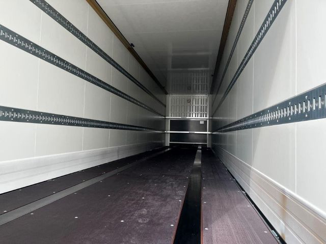 Krone SZK 18 Koffer Event Mega-Koffer 2.900 mm Höhe - סמיטריילר בתיבה סגורה: תמונה 3 Krone SZK 18 Koffer Event Mega-Koffer 2.900 mm Höhe - סמיטריילר בתיבה סגורה: תמונה 3