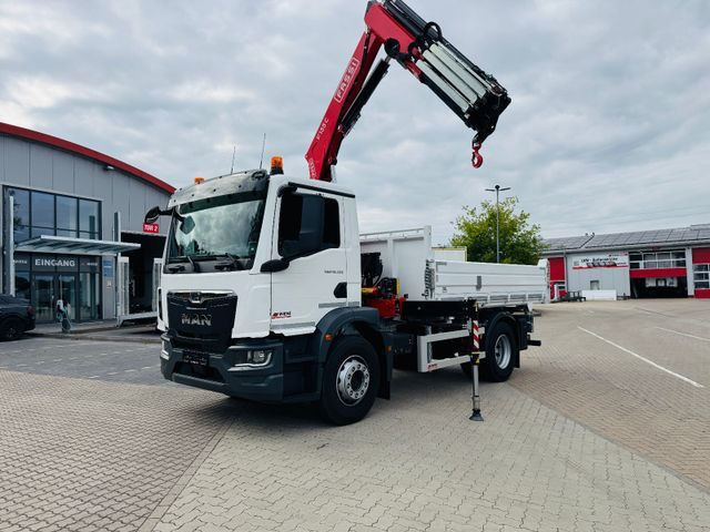 MAN 18.320 4x4 mit Fassi Ladekran Sofort Verfügbar - מזהיר, משאית מנוף: תמונה 4 MAN 18.320 4x4 mit Fassi Ladekran Sofort Verfügbar - מזהיר, משאית מנוף: תמונה 4