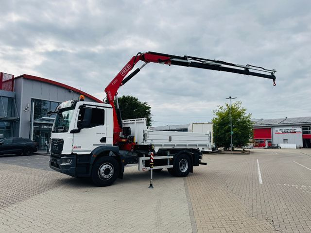 MAN 18.320 4x4 mit Fassi Ladekran Sofort Verfügbar - מזהיר, משאית מנוף: תמונה 5 MAN 18.320 4x4 mit Fassi Ladekran Sofort Verfügbar - מזהיר, משאית מנוף: תמונה 5
