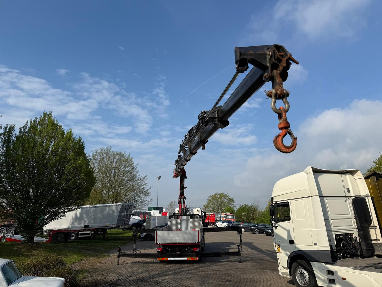 MAN 35.520 8x4 Kran Fassi F800, OHNE ABSTÜTZÜBERWACH - משאית מנוף: תמונה 4 MAN 35.520 8x4 Kran Fassi F800, OHNE ABSTÜTZÜBERWACH - משאית מנוף: תמונה 4