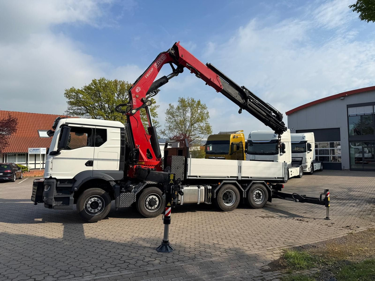 MAN 35.520 8x4 Kran Fassi F800, OHNE ABSTÜTZÜBERWACH - משאית צד נופל/ שטוחה, משאית מנוף: תמונה 3 MAN 35.520 8x4 Kran Fassi F800, OHNE ABSTÜTZÜBERWACH - משאית צד נופל/ שטוחה, משאית מנוף: תמונה 3