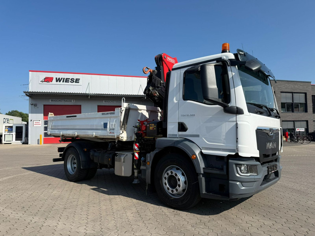 MAN TGM 18.320 4x2 BB Kran Fassi F135 Kipper Meiller - משאית מנוף: תמונה 5 MAN TGM 18.320 4x2 BB Kran Fassi F135 Kipper Meiller - משאית מנוף: תמונה 5
