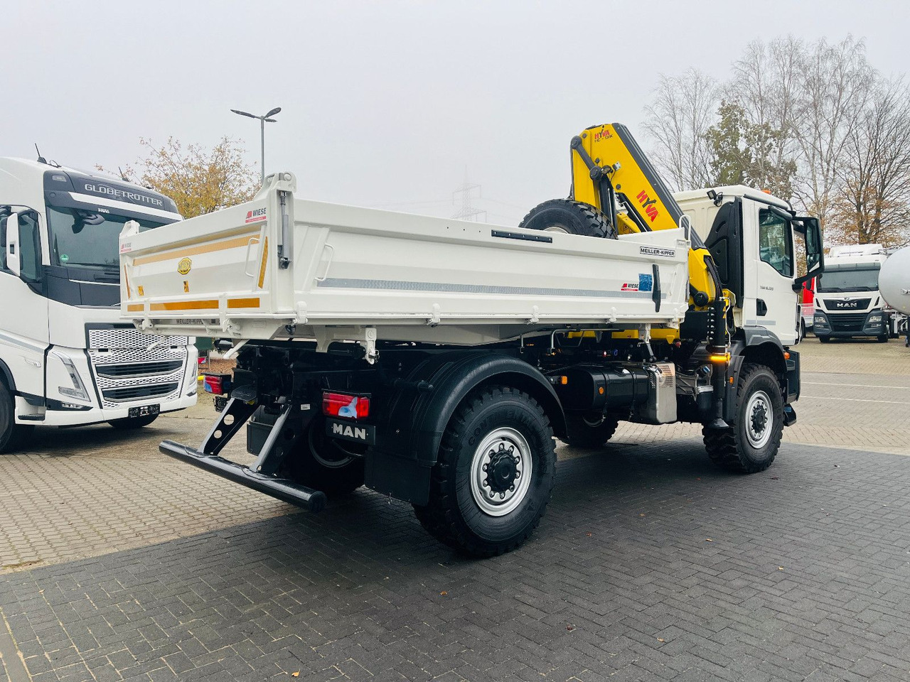 MAN TGM 18.320 4x4 BB Kipper Kran 131 Single Winter - משאית מנוף: תמונה 3 MAN TGM 18.320 4x4 BB Kipper Kran 131 Single Winter - משאית מנוף: תמונה 3