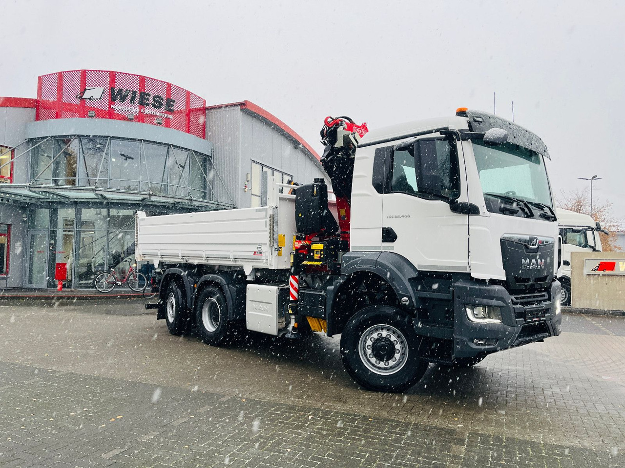 MAN TGS 26.400 6x4 Krankipper Fassi/SOFORT VERFÜGBAR - מזהיר, משאית מנוף: תמונה 5 MAN TGS 26.400 6x4 Krankipper Fassi/SOFORT VERFÜGBAR - מזהיר, משאית מנוף: תמונה 5