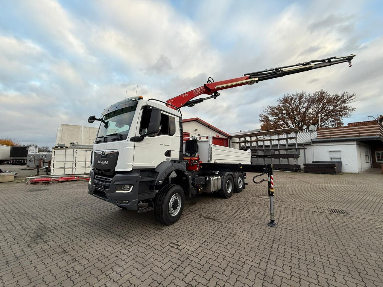 MAN TGS 26.400 6x4 Krankipper Fassi/SOFORT VERFÜGBAR - מזהיר, משאית מנוף: תמונה 1 MAN TGS 26.400 6x4 Krankipper Fassi/SOFORT VERFÜGBAR - מזהיר, משאית מנוף: תמונה 1