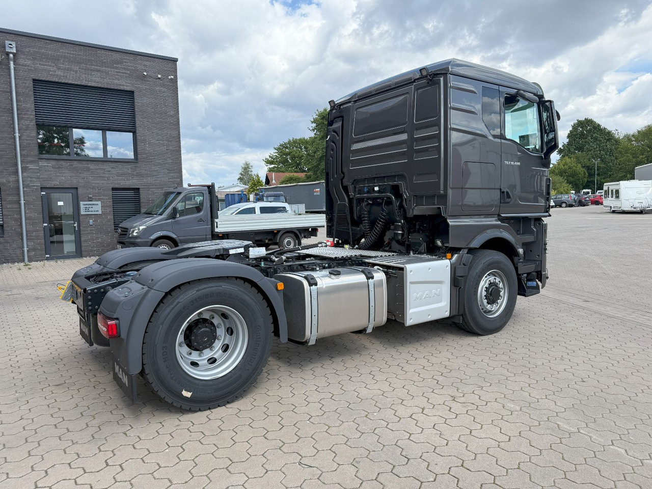 MAN TGX 18.480 4x2 HydroDrive Allrad mit Hydraulik - יחידת טרקטור: תמונה 3 MAN TGX 18.480 4x2 HydroDrive Allrad mit Hydraulik - יחידת טרקטור: תמונה 3