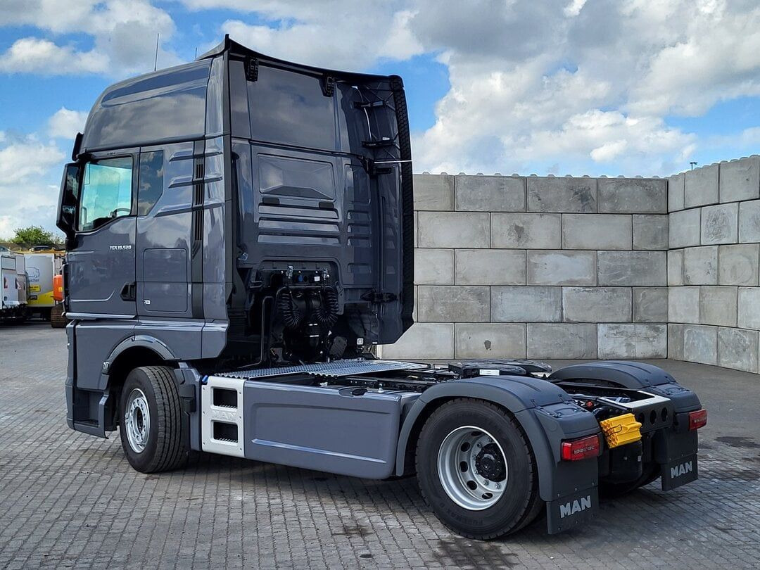 MAN TGX 18.520 GX 4x2 BL SA Euro 6 Sofort Verfügbar - יחידת טרקטור: תמונה 3 MAN TGX 18.520 GX 4x2 BL SA Euro 6 Sofort Verfügbar - יחידת טרקטור: תמונה 3