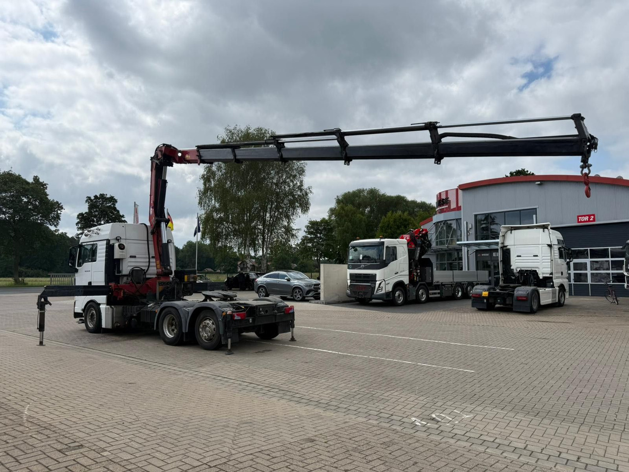 MAN TGX 26.440 6x2 mit HMF 3000-5 Kran TÜV NEU - משאית מנוף: תמונה 3 MAN TGX 26.440 6x2 mit HMF 3000-5 Kran TÜV NEU - משאית מנוף: תמונה 3