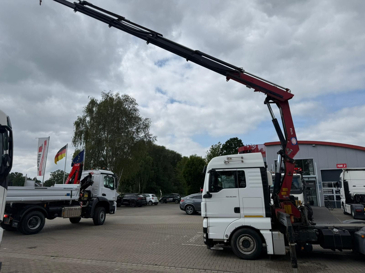 MAN TGX 26.440 6x2 mit HMF 3000-5 Kran TÜV NEU - משאית מנוף: תמונה 5 MAN TGX 26.440 6x2 mit HMF 3000-5 Kran TÜV NEU - משאית מנוף: תמונה 5