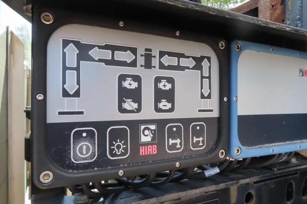 MAN TGX 26.500 6x2 - Baustoff - HIAB Kran - משאית צד נופל/ שטוחה, משאית מנוף: תמונה 5 MAN TGX 26.500 6x2 - Baustoff - HIAB Kran - משאית צד נופל/ שטוחה, משאית מנוף: תמונה 5