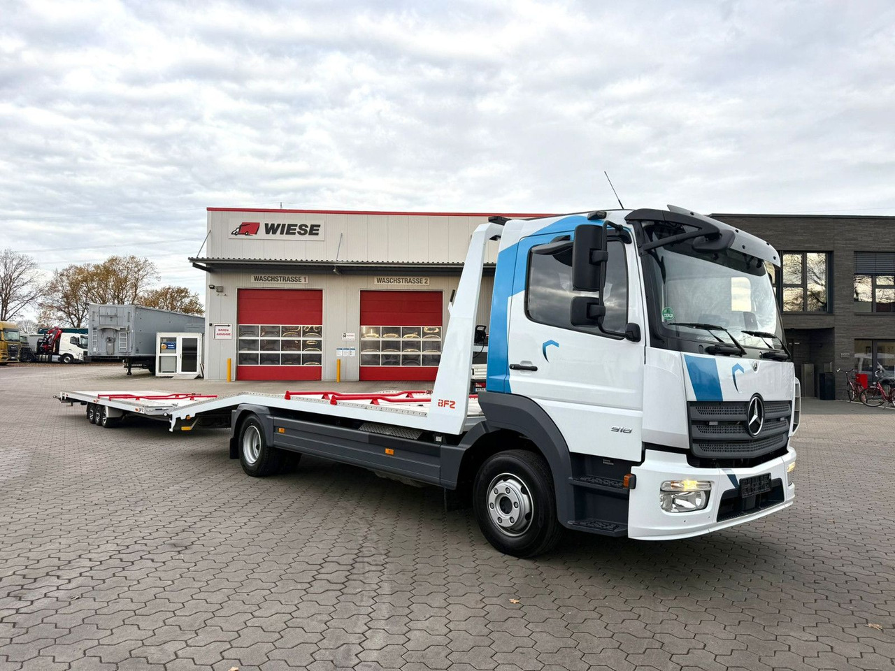Mercedes-Benz Atego 918L Autotransporter mit BFZ Anhänger - משאית הובלה אוטומטית: תמונה 1 Mercedes-Benz Atego 918L Autotransporter mit BFZ Anhänger - משאית הובלה אוטומטית: תמונה 1