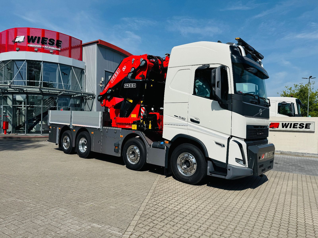 Volvo FH 540 mit Fassi F2150RAL Fly Jib + Winde - משאית צד נופל/ שטוחה, משאית מנוף: תמונה 3 Volvo FH 540 mit Fassi F2150RAL Fly Jib + Winde - משאית צד נופל/ שטוחה, משאית מנוף: תמונה 3