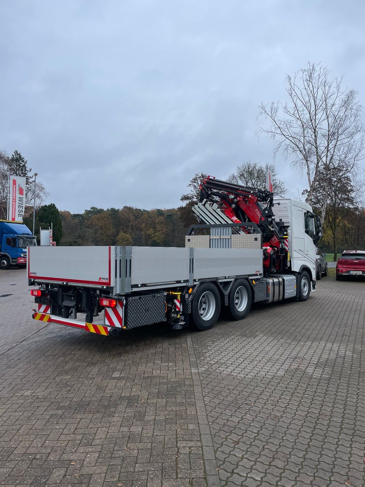 Volvo FH500 6x4 Fassi F545RA 2.27 mit Jib und Winde - משאית מנוף: תמונה 5 Volvo FH500 6x4 Fassi F545RA 2.27 mit Jib und Winde - משאית מנוף: תמונה 5