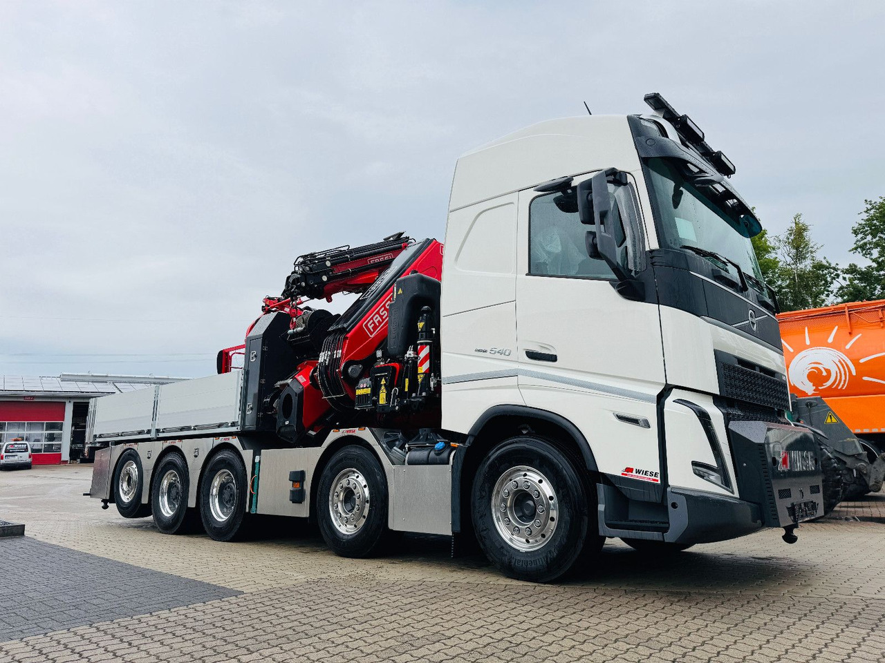 Volvo FH540 10x4 mit F1150 Ladekran, Sattelzugmaschine - משאית, משאית מנוף: תמונה 4 Volvo FH540 10x4 mit F1150 Ladekran, Sattelzugmaschine - משאית, משאית מנוף: תמונה 4