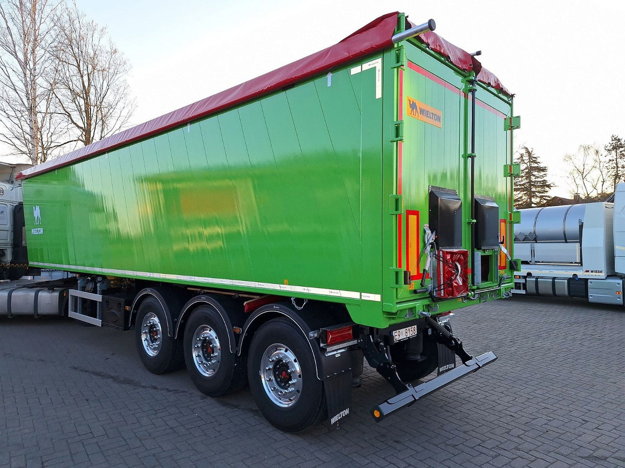 Wielton BULKMASTER 50m³ SOFORT VERFÜGBAR - סמיטריילר עם מזהיר: תמונה 3 Wielton BULKMASTER 50m³ SOFORT VERFÜGBAR - סמיטריילר עם מזהיר: תמונה 3