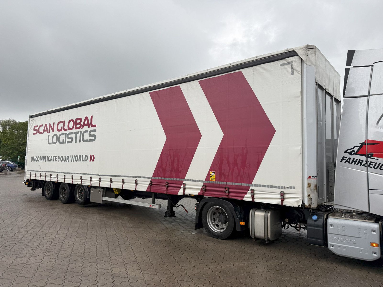 Wiese Mega Schiebeplane mit Dhollandia Rampe 9t - סמיטריילר עם מטען נמוך: תמונה 4 Wiese Mega Schiebeplane mit Dhollandia Rampe 9t - סמיטריילר עם מטען נמוך: תמונה 4