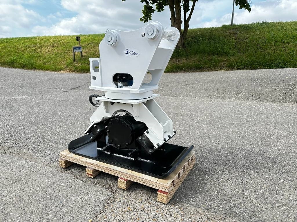 AJCE ACP5R Vibration Plate Compactor - לוח רטט: תמונה 5 AJCE ACP5R Vibration Plate Compactor - לוח רטט: תמונה 5