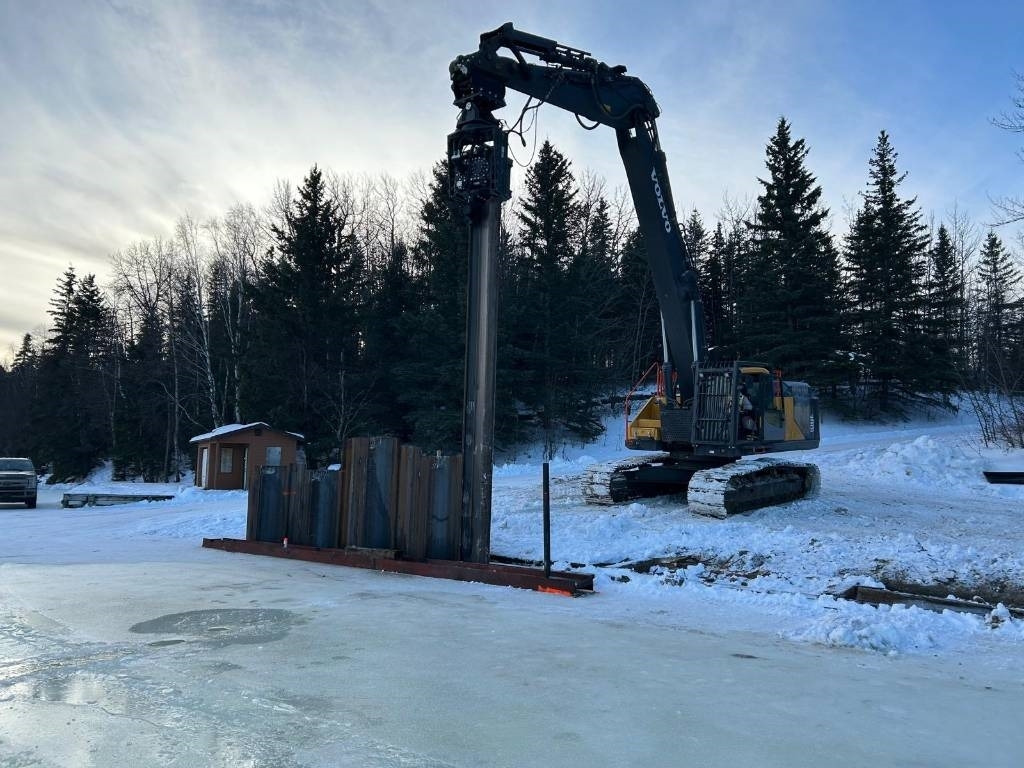 AJCE EUROPE AVH40ST Vibro Hammer Sheet Pile Driver - נהג קורה: תמונה 1 AJCE EUROPE AVH40ST Vibro Hammer Sheet Pile Driver - נהג קורה: תמונה 1