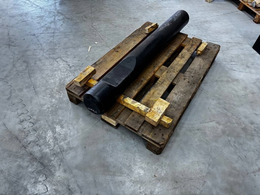 Epiroc Atlas Copco HB3100 HB3000 Blunt Tool Stampfmeißel - פטיש הידרולי עבור מכונת בנייה: תמונה 1 Epiroc Atlas Copco HB3100 HB3000 Blunt Tool Stampfmeißel - פטיש הידרולי עבור מכונת בנייה: תמונה 1