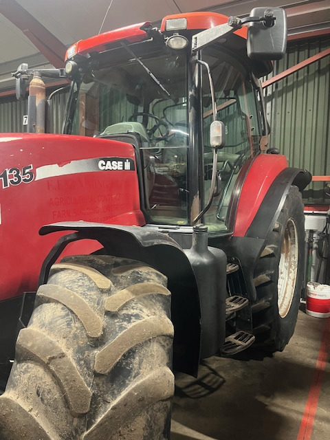 CASE IH MXU 135 - טרקטור חקלאי: תמונה 3 CASE IH MXU 135 - טרקטור חקלאי: תמונה 3