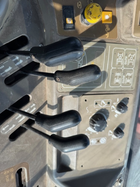 CASE MXM155 - טרקטור חקלאי: תמונה 5 CASE MXM155 - טרקטור חקלאי: תמונה 5