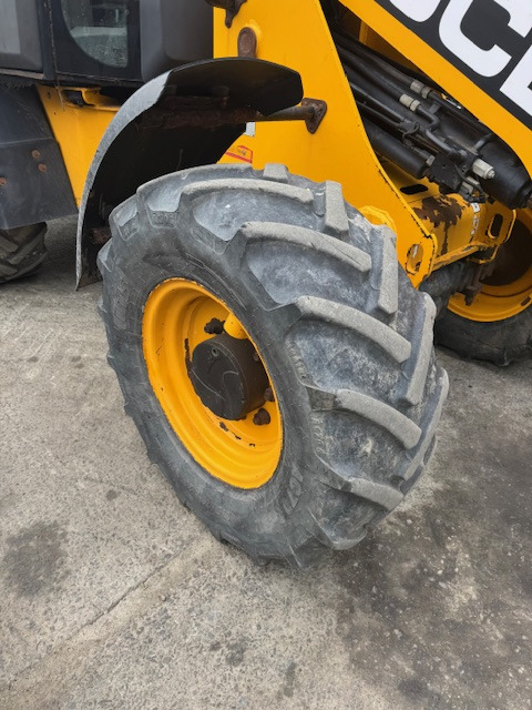 JCB TM220 - מפעיל טלסקופי: תמונה 4 JCB TM220 - מפעיל טלסקופי: תמונה 4