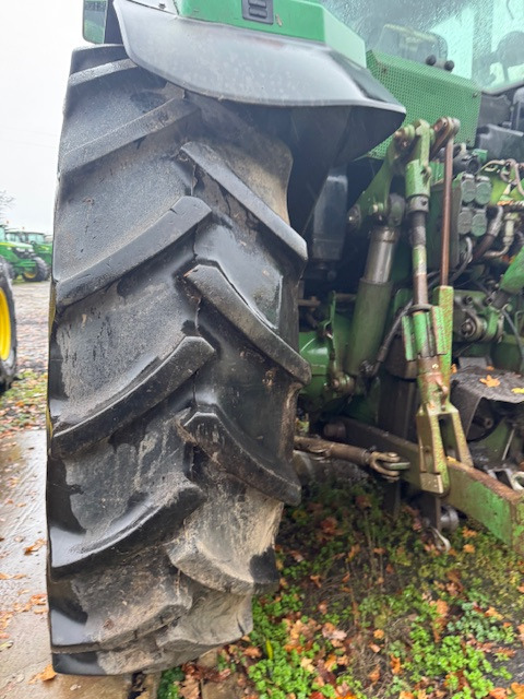 JOHN DEERE 6400 - טרקטור חקלאי: תמונה 5 JOHN DEERE 6400 - טרקטור חקלאי: תמונה 5