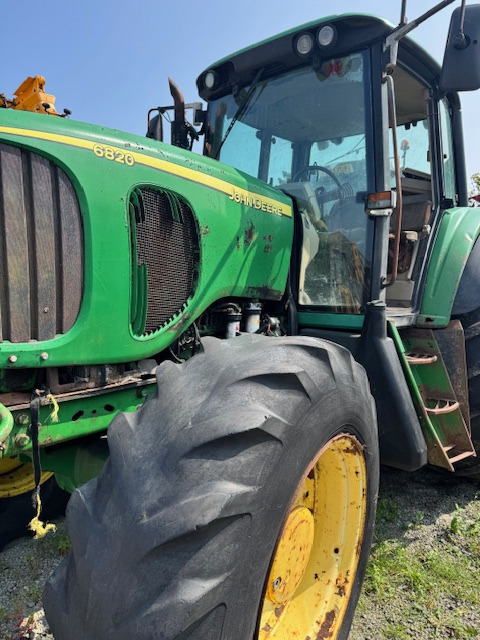 JOHN DEERE 6820 - טרקטור חקלאי: תמונה 3 JOHN DEERE 6820 - טרקטור חקלאי: תמונה 3