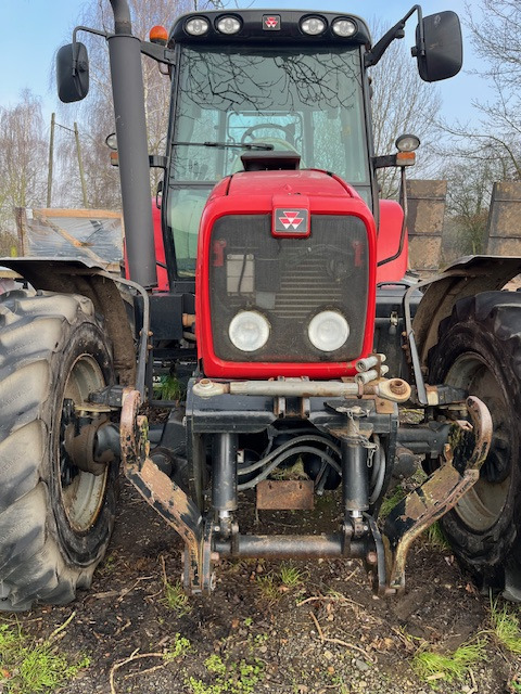 MASSEY FERGUSON 6480 DYNASHIFT - טרקטור חקלאי: תמונה 3 MASSEY FERGUSON 6480 DYNASHIFT - טרקטור חקלאי: תמונה 3