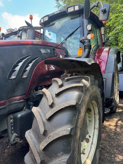 VALTRA T183 DIRECT DRIVE - טרקטור חקלאי: תמונה 1 VALTRA T183 DIRECT DRIVE - טרקטור חקלאי: תמונה 1